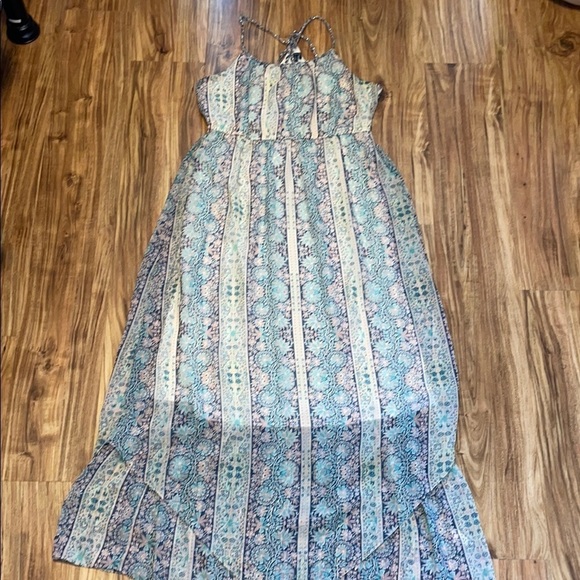 American Eagle Outfitters Dresses & Skirts - American Eagle women’s dress large maxi tie back Floral blue cream boho beach
